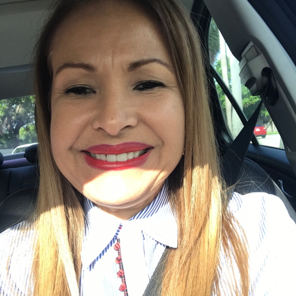 Meet your Posher, Jocelyn m